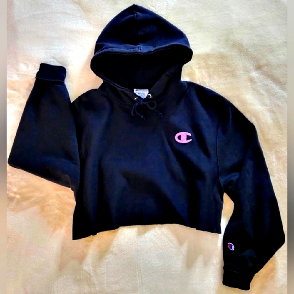 LiKE New ☆ Champion Crop Hoodie